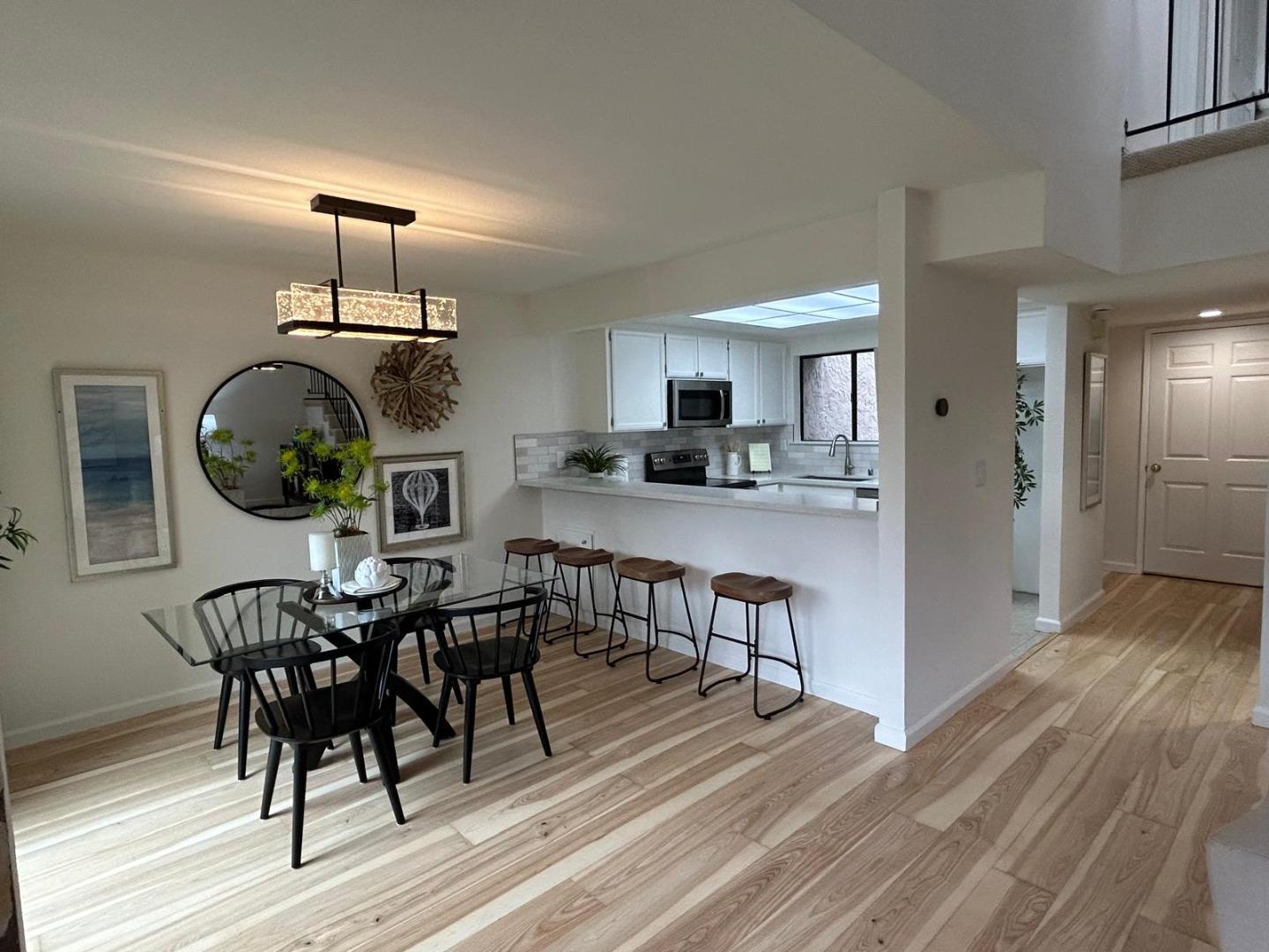 Detail Gallery Image 5 of 18 For 1050 Villa Maria Ct, San Jose,  CA 95125 - 2 Beds | 2/1 Baths