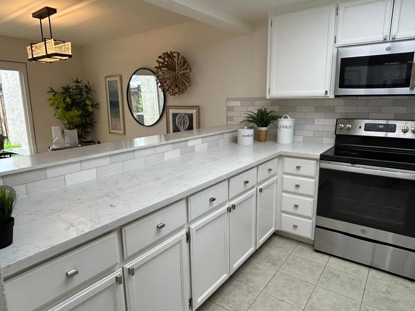 Detail Gallery Image 7 of 18 For 1050 Villa Maria Ct, San Jose,  CA 95125 - 2 Beds | 2/1 Baths