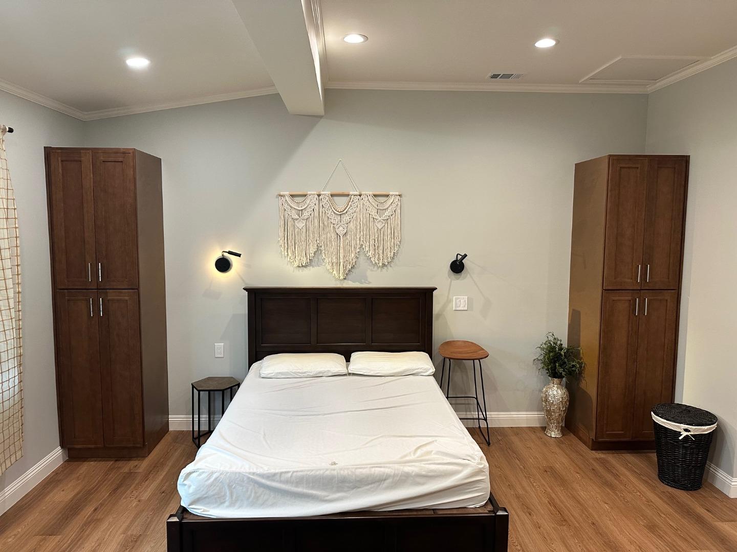 Detail Gallery Image 2 of 7 For 2430 (Adu) Eaton Ave, San Carlos,  CA 94070 - 0 Beds | 1 Baths