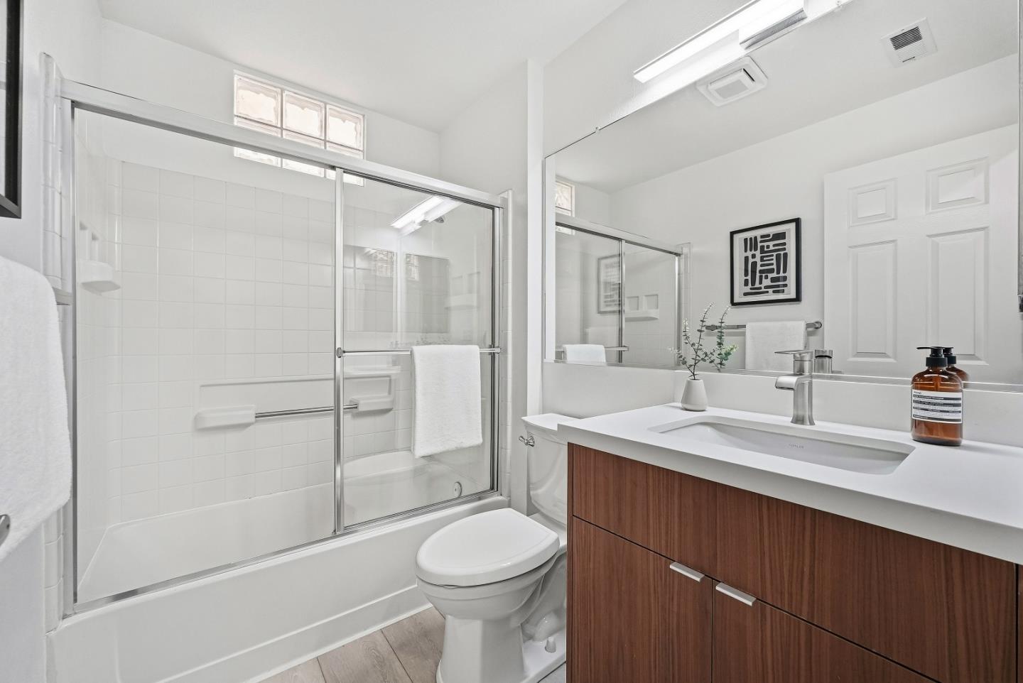 Photo #4: ML82034711 Listing: Photo #4