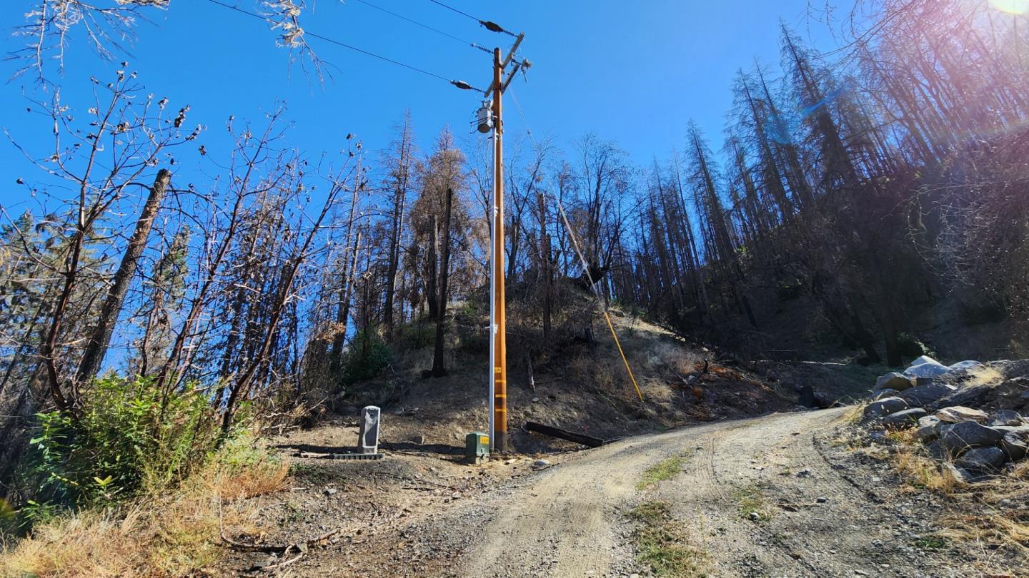 Detail Gallery Image 3 of 40 For 1017 Roxbury Dr, Scott Bar,  CA 96085 - – Beds | – Baths