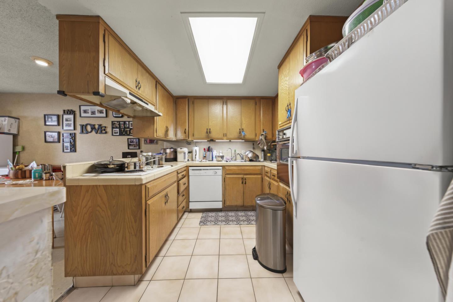 Detail Gallery Image 10 of 29 For 857 Gallatin Dr, Santa Clara,  CA 95051 - – Beds | – Baths