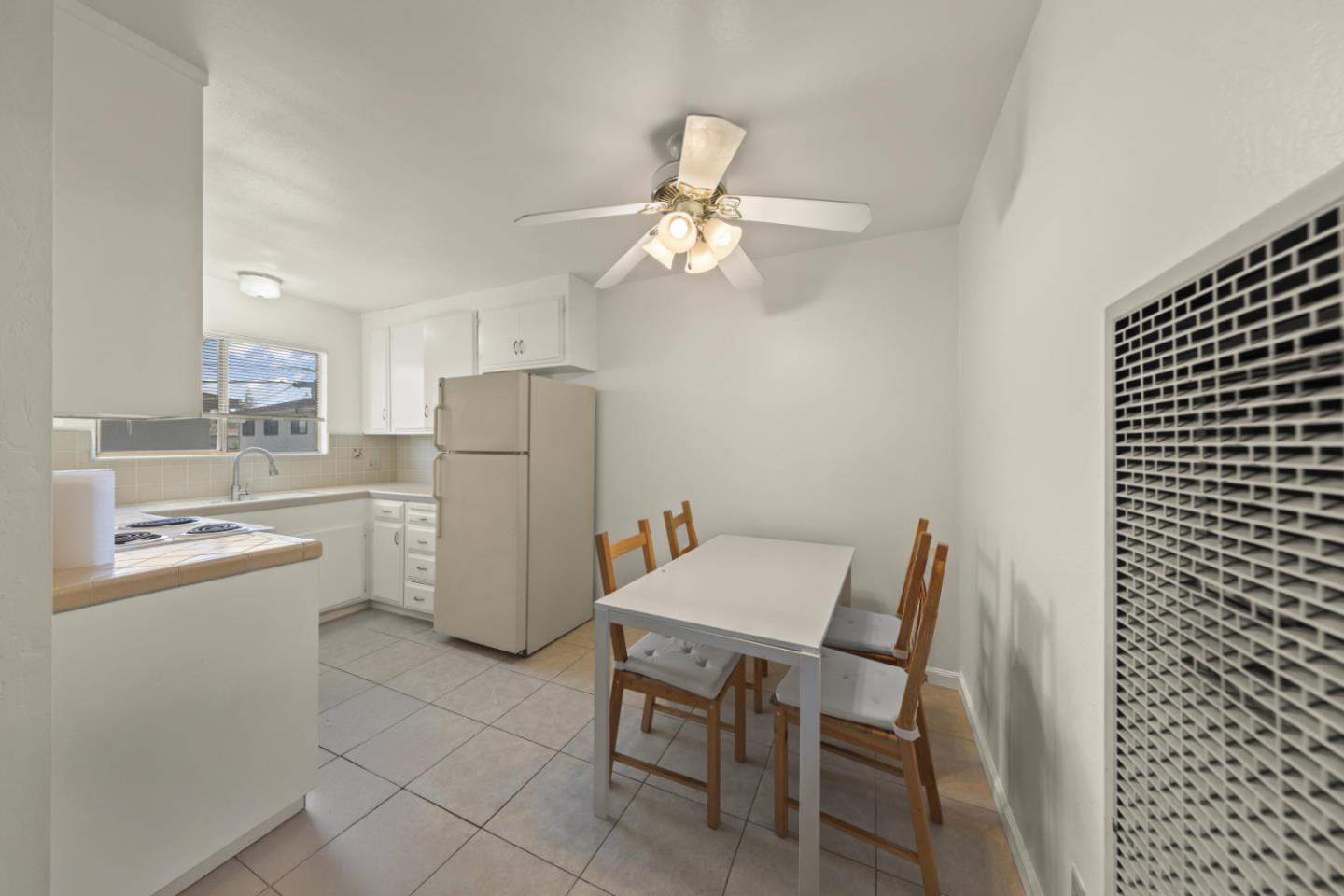 Detail Gallery Image 18 of 29 For 857 Gallatin Dr, Santa Clara,  CA 95051 - – Beds | – Baths