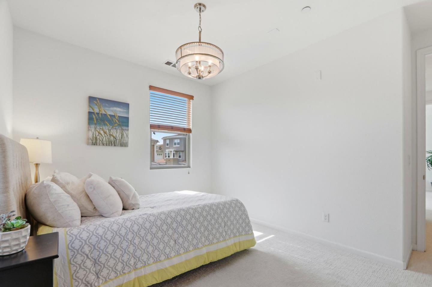 Detail Gallery Image 25 of 52 For 1855 Trento Loop, Milpitas,  CA 95035 - 3 Beds | 2/1 Baths