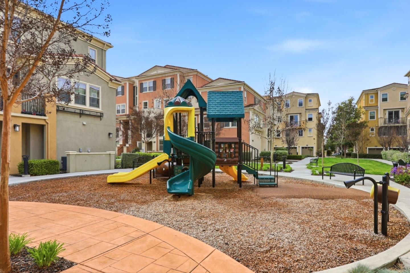 Detail Gallery Image 37 of 52 For 1855 Trento Loop, Milpitas,  CA 95035 - 3 Beds | 2/1 Baths