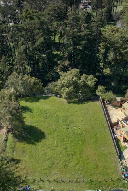 Detail Gallery Image 7 of 14 For 112 Hillcrest Ter, Santa Cruz,  CA 95060 - 3 Beds | 2/1 Baths