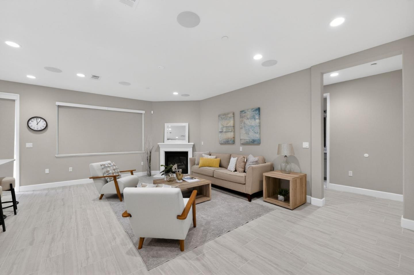 Detail Gallery Image 8 of 33 For 3142 Cortina Dr, Pittsburg,  CA 94565 - 5 Beds | 4 Baths