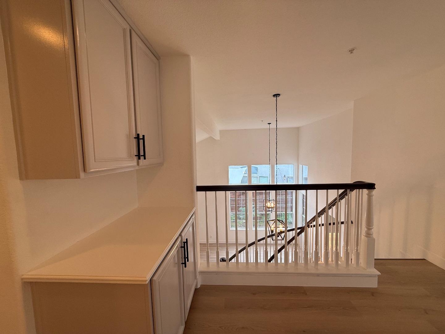 Detail Gallery Image 16 of 38 For 1544 Saguaro Dr, Salinas,  CA 93905 - 4 Beds | 2/1 Baths