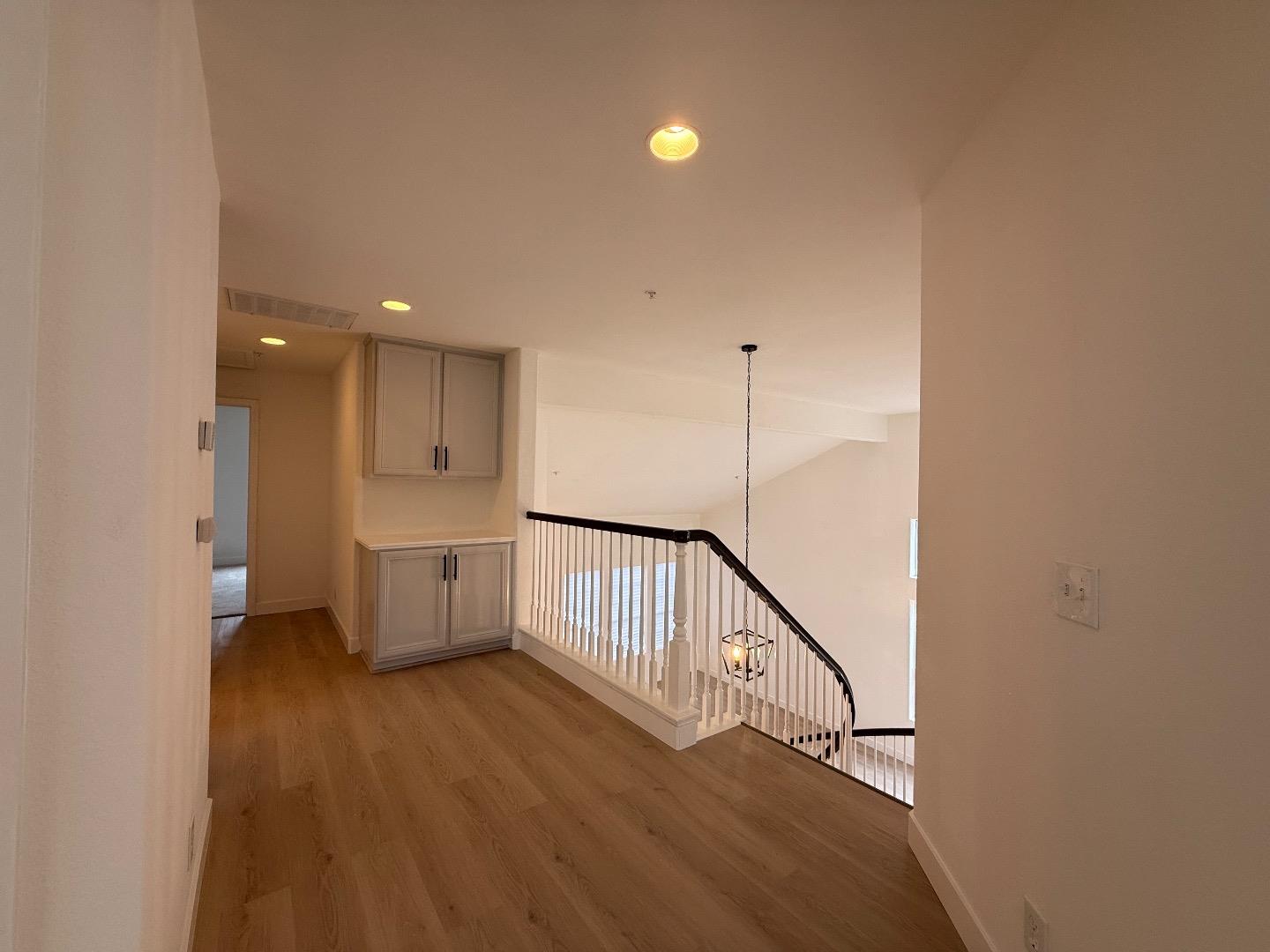 Detail Gallery Image 19 of 38 For 1544 Saguaro Dr, Salinas,  CA 93905 - 4 Beds | 2/1 Baths