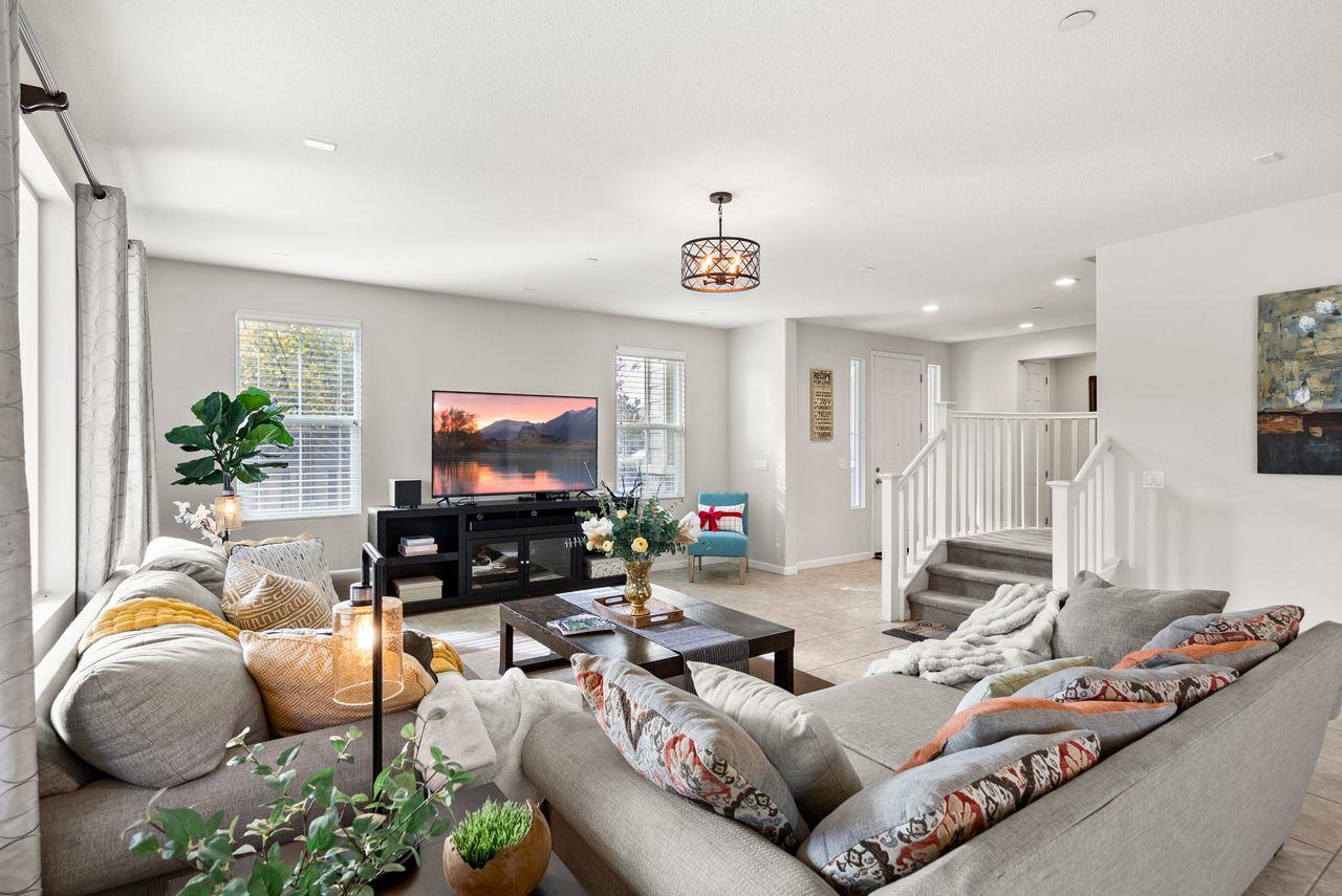 Detail Gallery Image 7 of 50 For 1070 S Atwood Ct, Mountain House,  CA 95391 - 5 Beds | 4/1 Baths