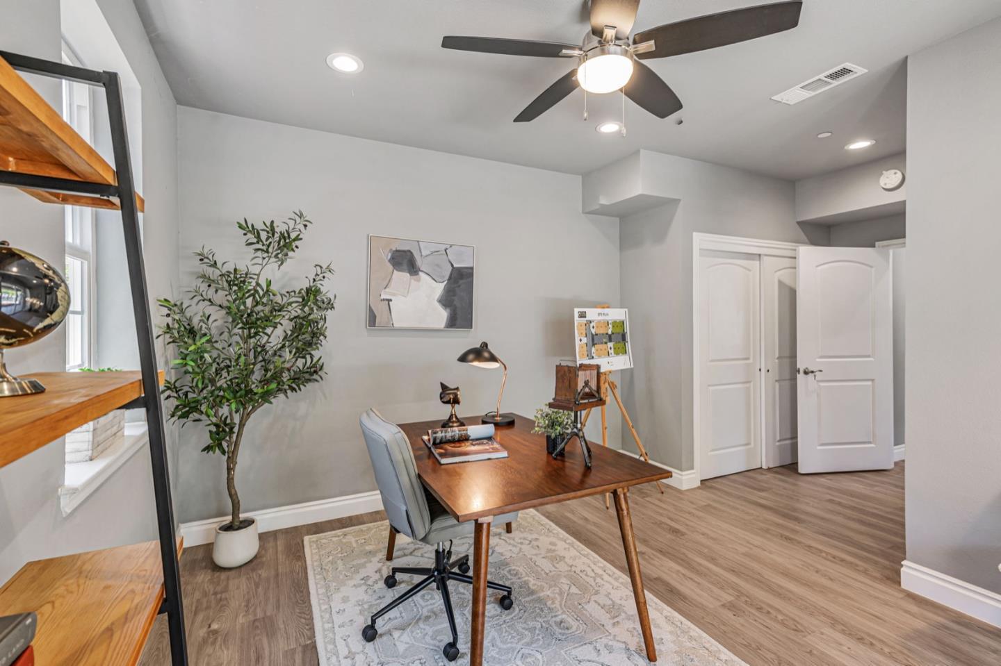 Detail Gallery Image 15 of 27 For 802 Maybeck Pl, Hayward,  CA 94544 - 4 Beds | 4 Baths