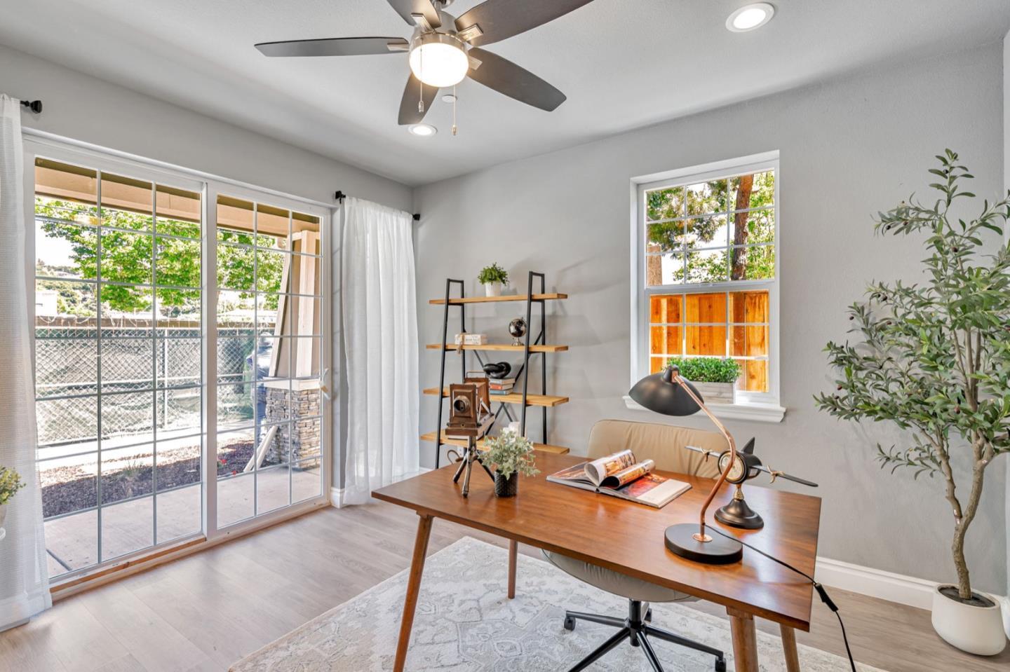 Detail Gallery Image 16 of 27 For 802 Maybeck Pl, Hayward,  CA 94544 - 4 Beds | 4 Baths