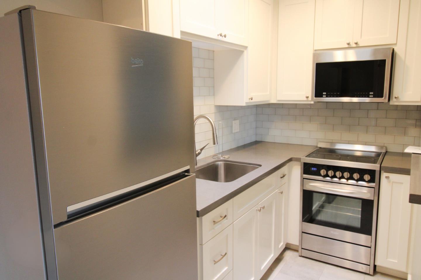 500 West Middlefield Road UNIT 122, Mountain View, CA, 94043