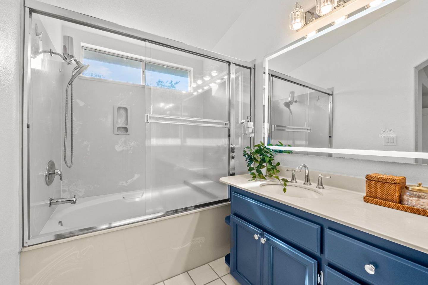 Detail Gallery Image 29 of 37 For 440 Skipstone Ct, San Jose,  CA 95136 - 3 Beds | 2/1 Baths