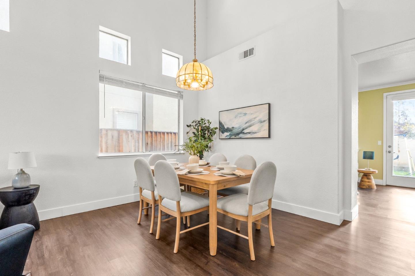 Detail Gallery Image 7 of 37 For 440 Skipstone Ct, San Jose,  CA 95136 - 3 Beds | 2/1 Baths