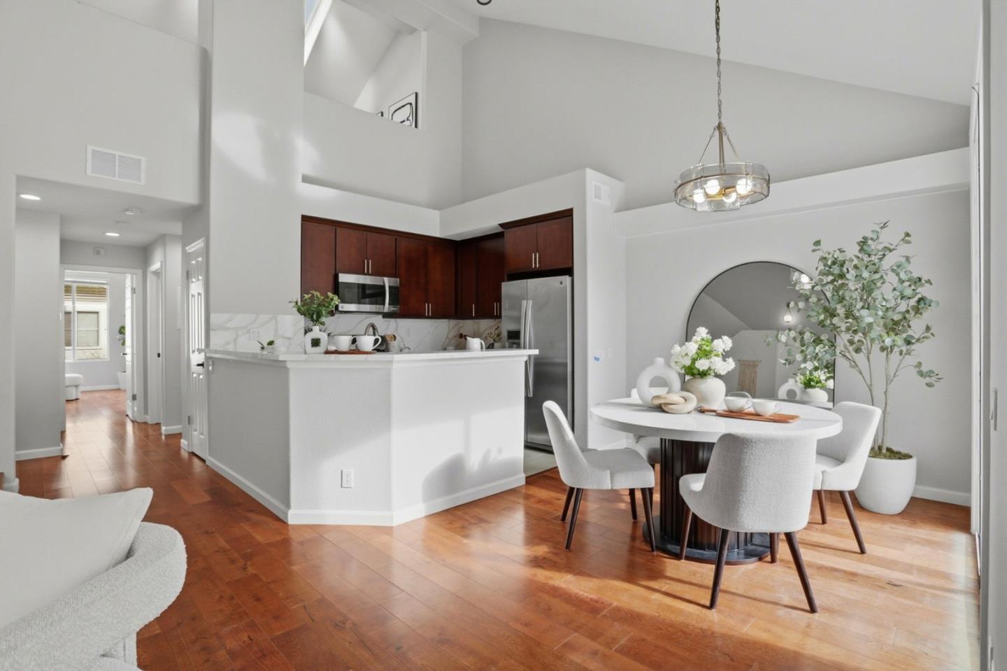 Detail Gallery Image 12 of 31 For 455 Navaro Way #203,  San Jose,  CA 95134 - 2 Beds | 2 Baths