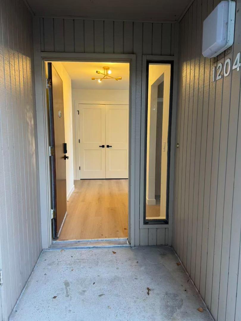 Detail Gallery Image 3 of 14 For 928 Wright Ave #1204,  Mountain View,  CA 94043 - 3 Beds | 2 Baths