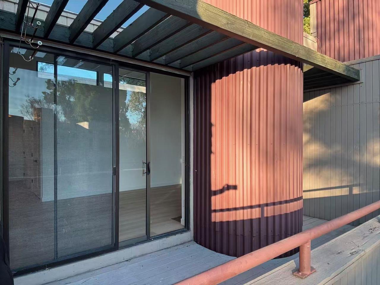 Detail Gallery Image 8 of 14 For 928 Wright Ave #1204,  Mountain View,  CA 94043 - 3 Beds | 2 Baths