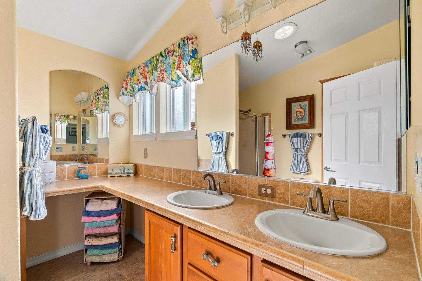 Detail Gallery Image 16 of 29 For 4160 Jade St #19,  Capitola,  CA 95010 - 3 Beds | 2 Baths