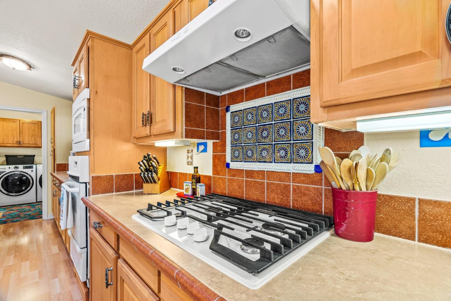 Detail Gallery Image 8 of 29 For 4160 Jade St #19,  Capitola,  CA 95010 - 3 Beds | 2 Baths