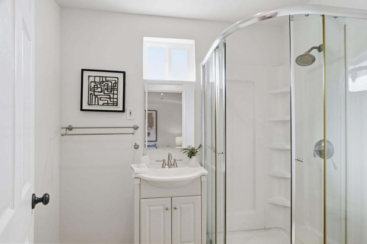 Detail Gallery Image 21 of 28 For 22081 Caroline Dr, Cupertino,  CA 95014 - 3 Beds | 2 Baths