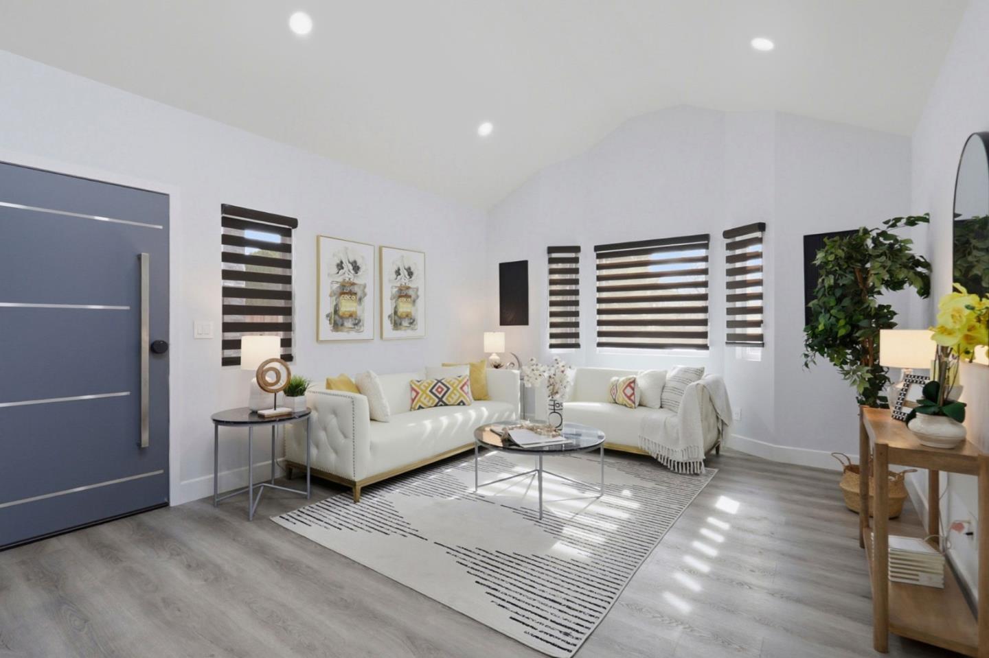 Detail Gallery Image 10 of 51 For 2885 Berryessa Rd, San Jose,  CA 95132 - 3 Beds | 2/1 Baths