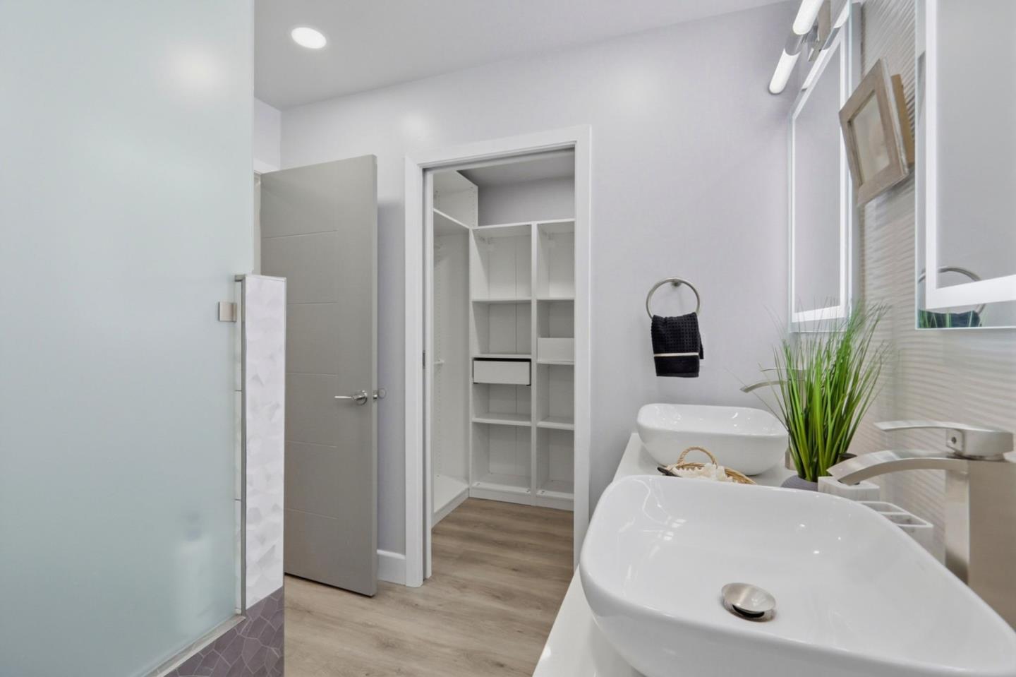 Detail Gallery Image 35 of 51 For 2885 Berryessa Rd, San Jose,  CA 95132 - 3 Beds | 2/1 Baths