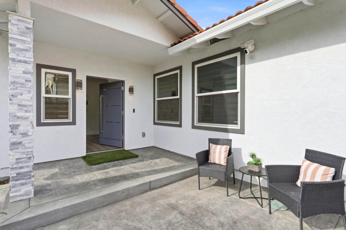 Detail Gallery Image 7 of 51 For 2885 Berryessa Rd, San Jose,  CA 95132 - 3 Beds | 2/1 Baths