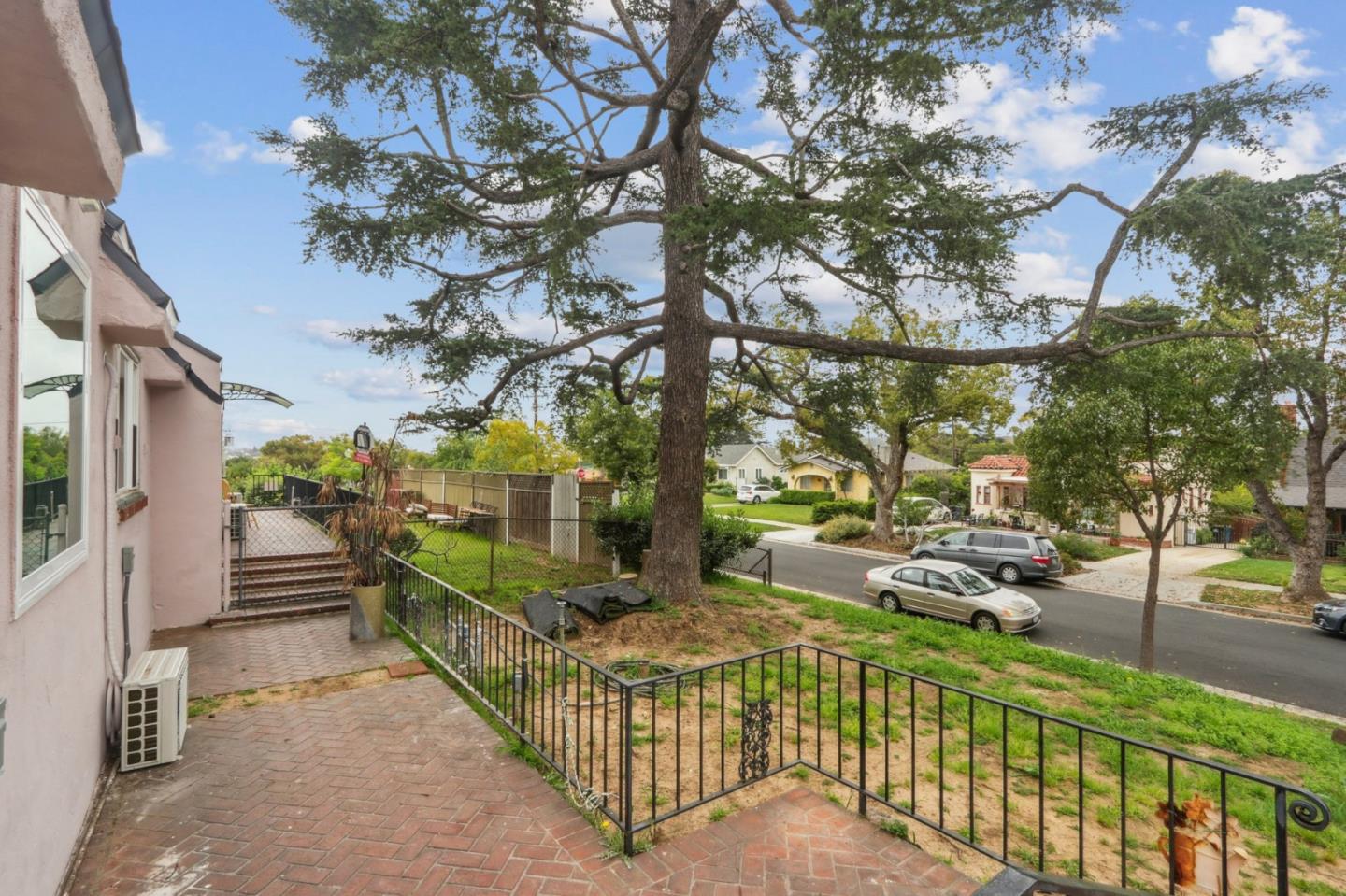 Detail Gallery Image 15 of 15 For 522 Westminster Ave a,  Alhambra,  CA 91803 - 3 Beds | 2 Baths