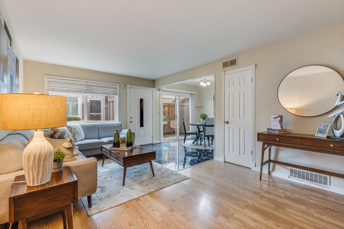 Detail Gallery Image 3 of 15 For 353 San Miguel Ct #2,  Milpitas,  CA 95035 - 2 Beds | 1 Baths