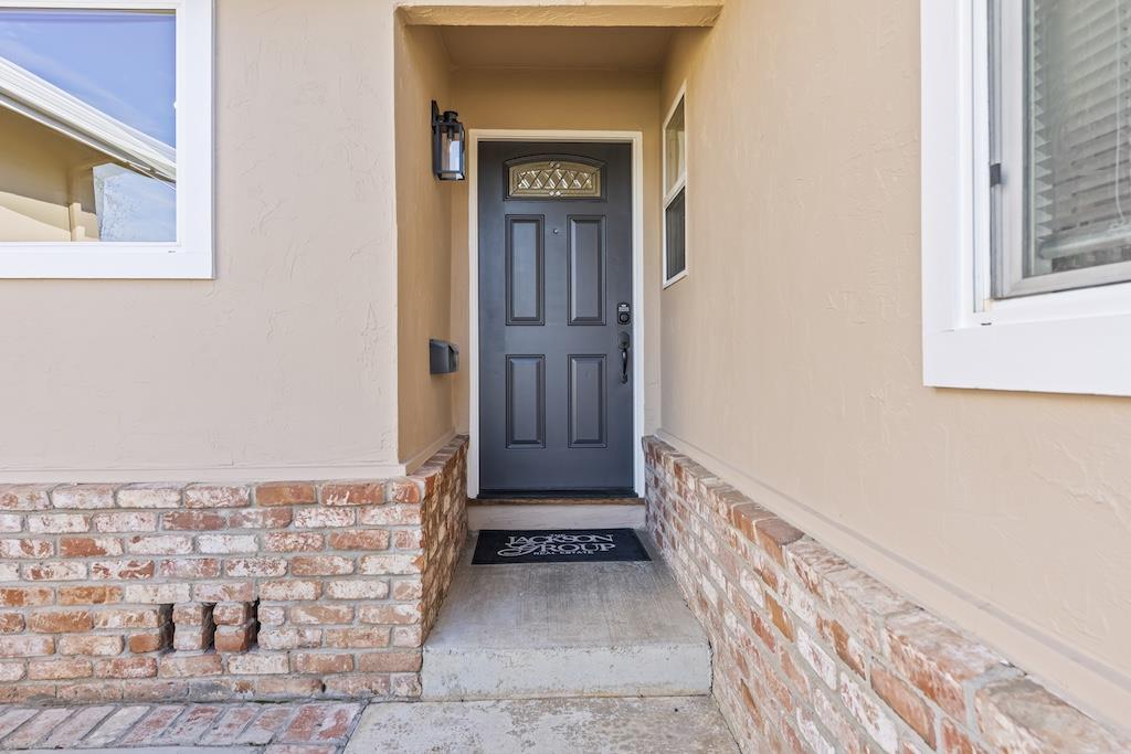 Detail Gallery Image 4 of 38 For 6380 Vegas Dr, San Jose,  CA 95120 - 4 Beds | 2 Baths