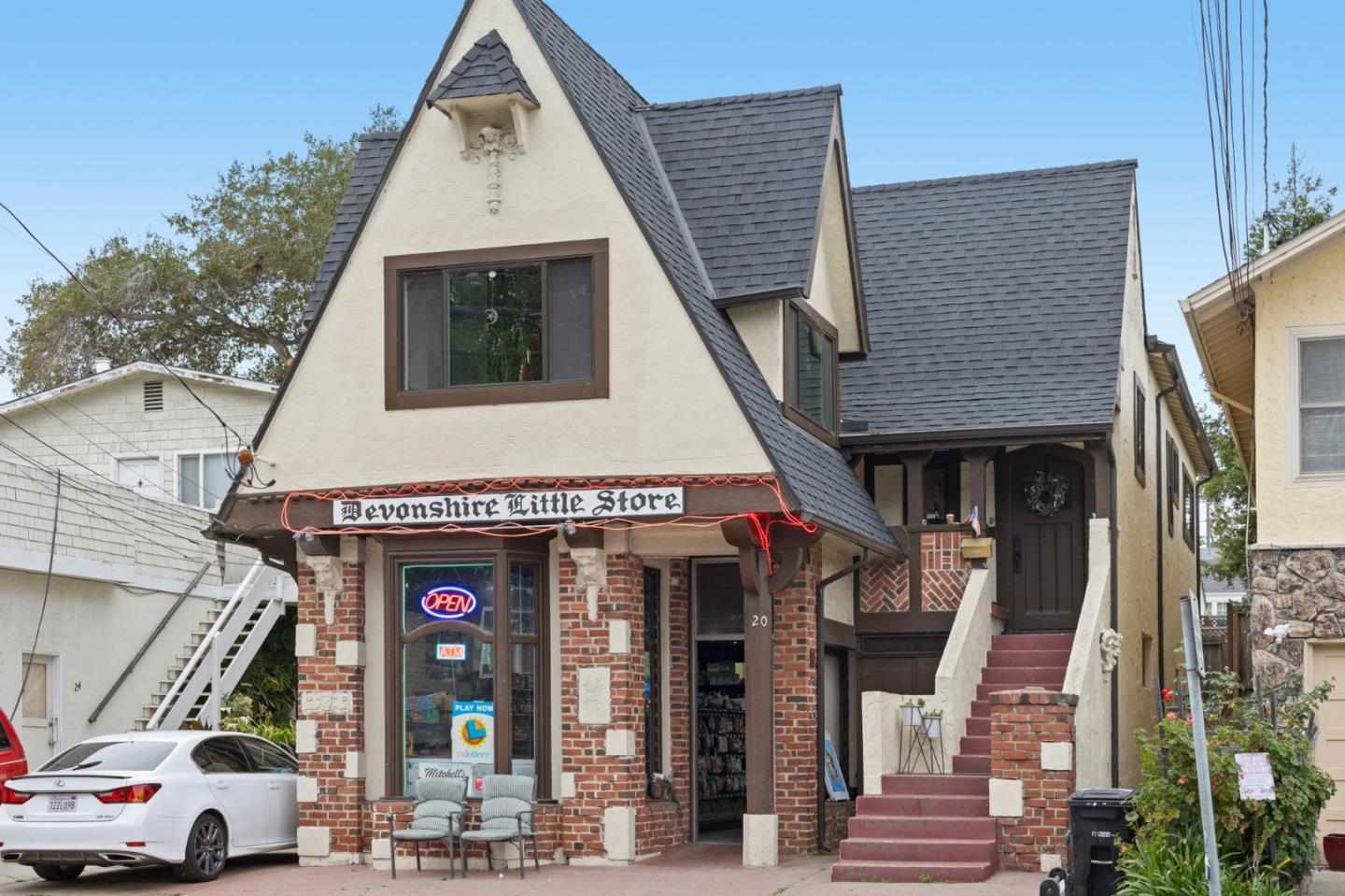 Detail Gallery Image 39 of 45 For 145 Devonshire Blvd, San Carlos,  CA 94070 - 4 Beds | 3 Baths