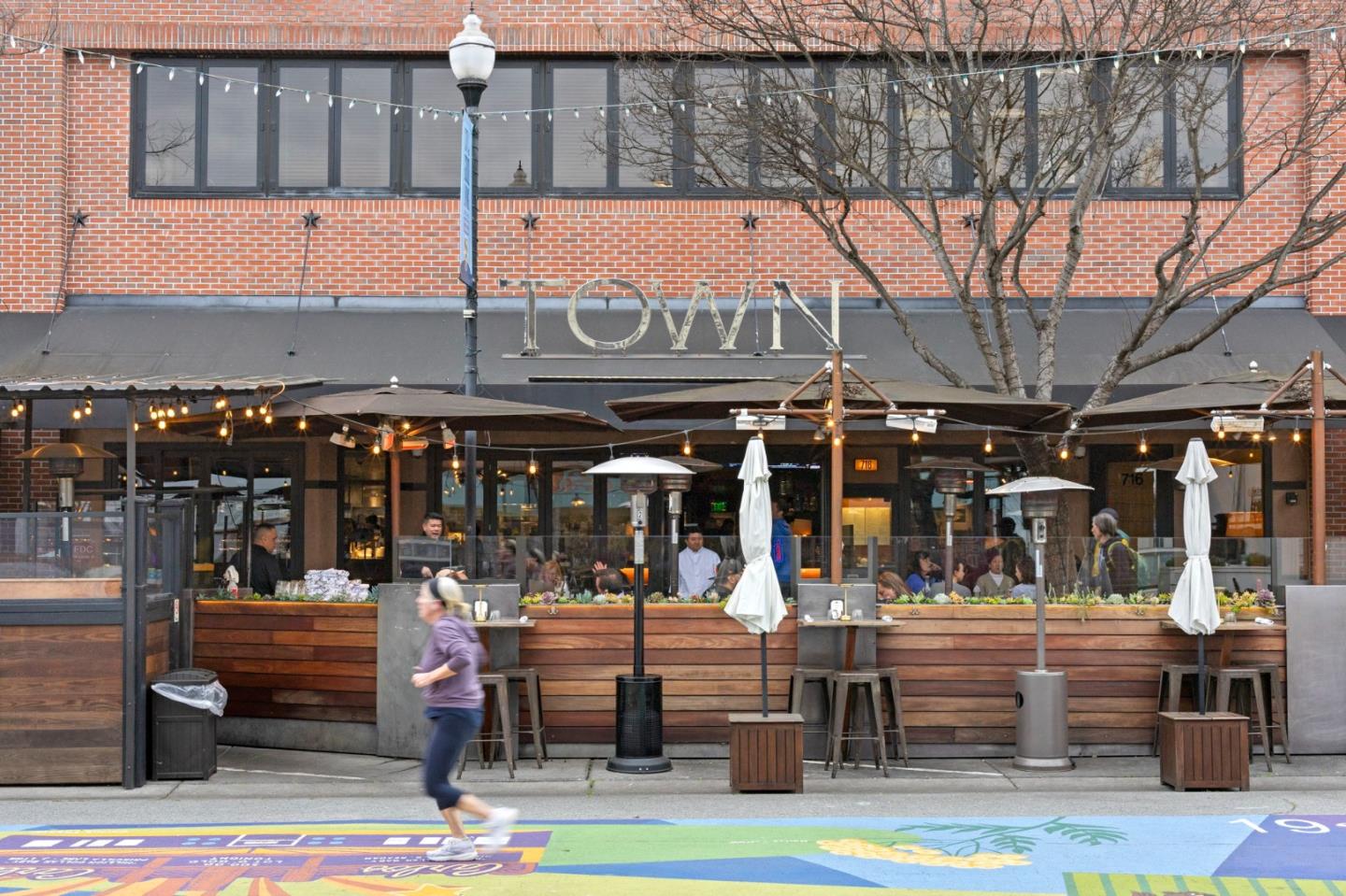 Detail Gallery Image 41 of 45 For 145 Devonshire Blvd, San Carlos,  CA 94070 - 4 Beds | 3 Baths