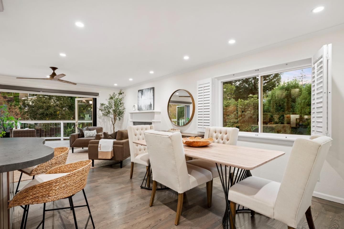 Detail Gallery Image 6 of 45 For 145 Devonshire Blvd, San Carlos,  CA 94070 - 4 Beds | 3 Baths