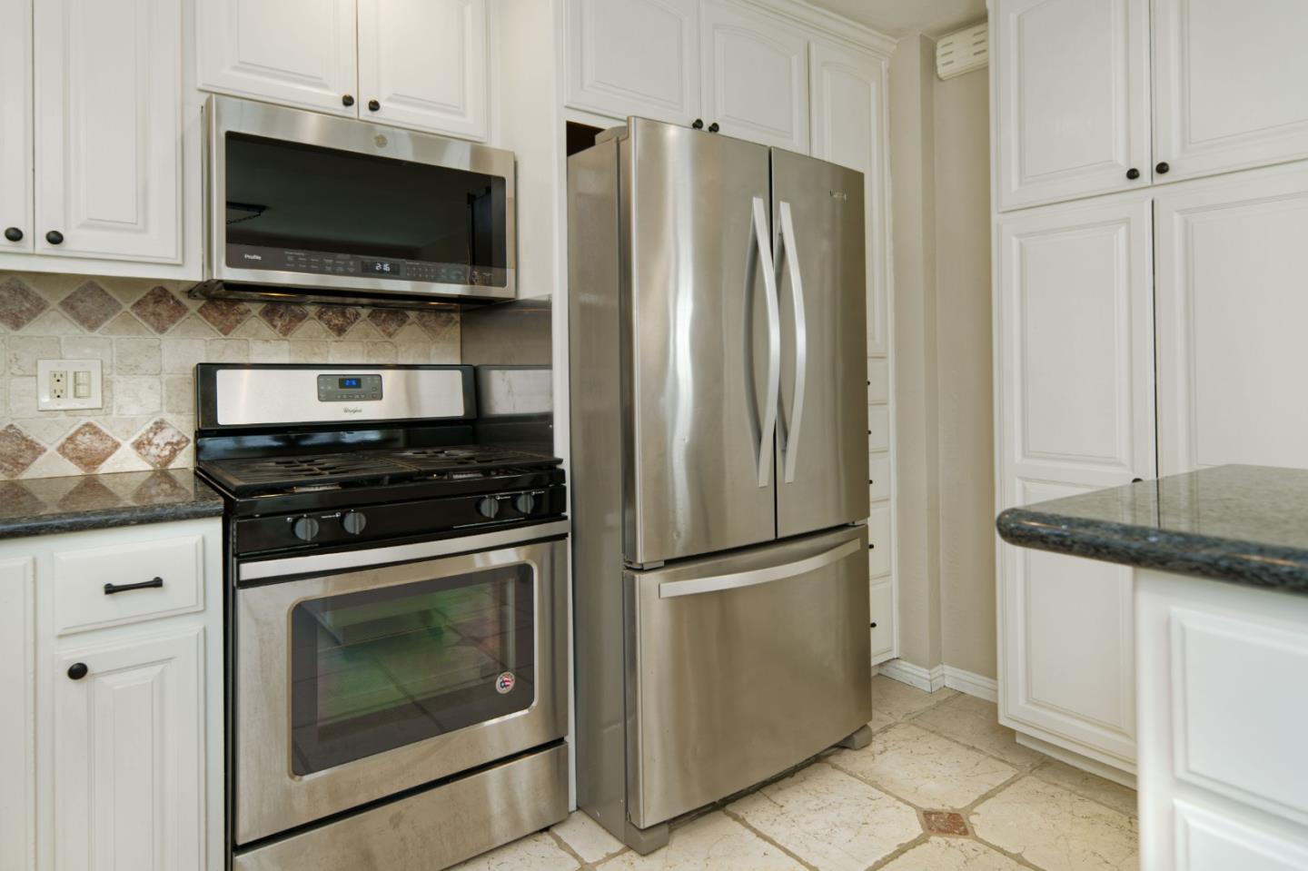 Detail Gallery Image 19 of 39 For 446 Allegan Cir, San Jose,  CA 95123 - 3 Beds | 2 Baths