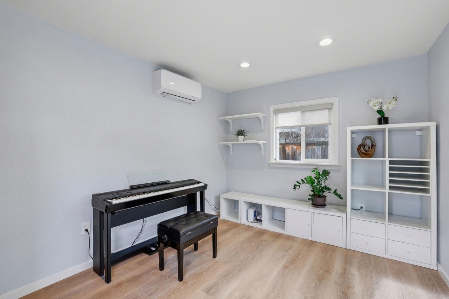 Detail Gallery Image 43 of 47 For 443 Juanita Dr, Santa Clara,  CA 95050 - 4 Beds | 3 Baths