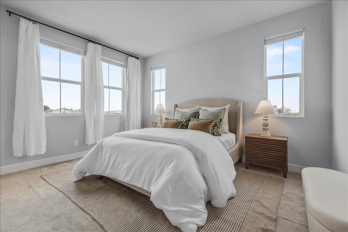 Detail Gallery Image 17 of 32 For 2943 Abrams Dr, Marina,  CA 93933 - 3 Beds | 2/1 Baths