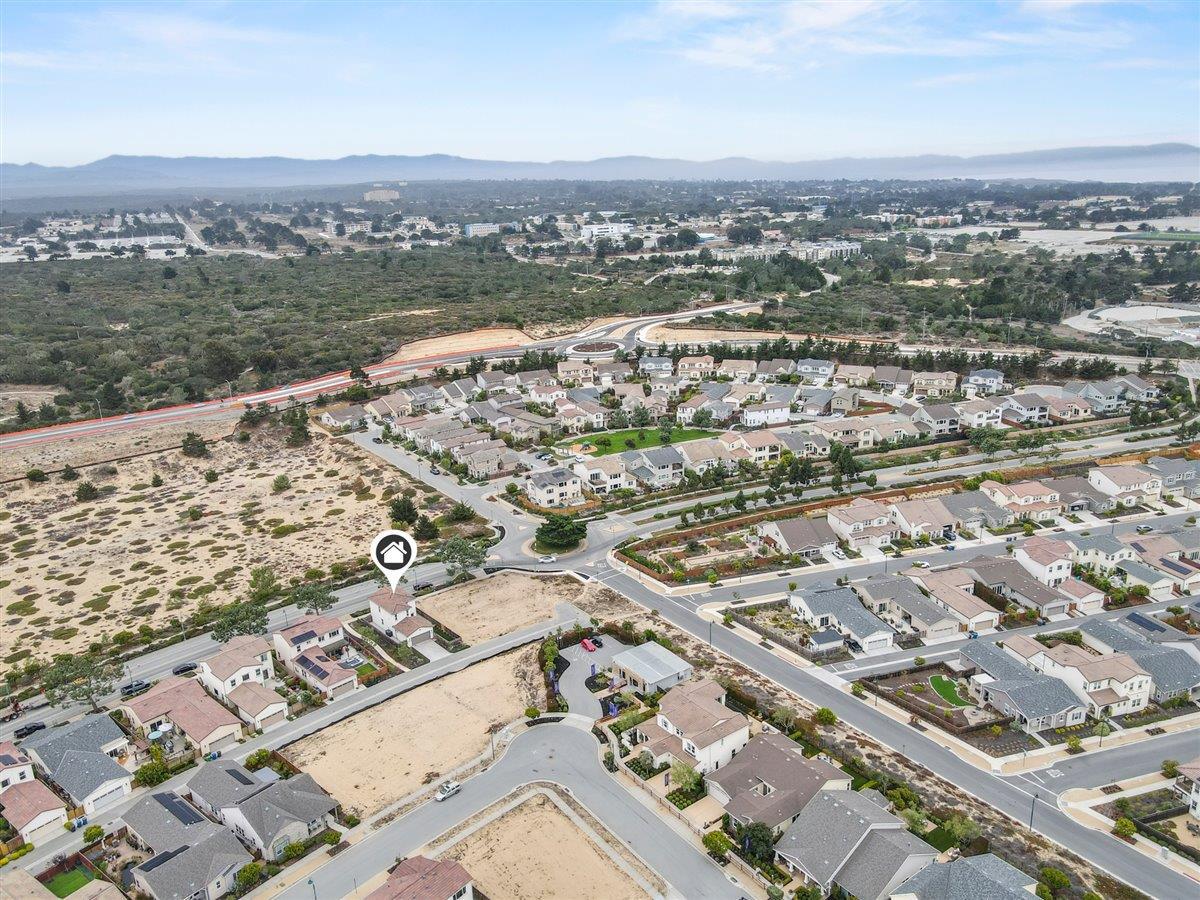 Detail Gallery Image 25 of 32 For 2943 Abrams Dr, Marina,  CA 93933 - 3 Beds | 2/1 Baths