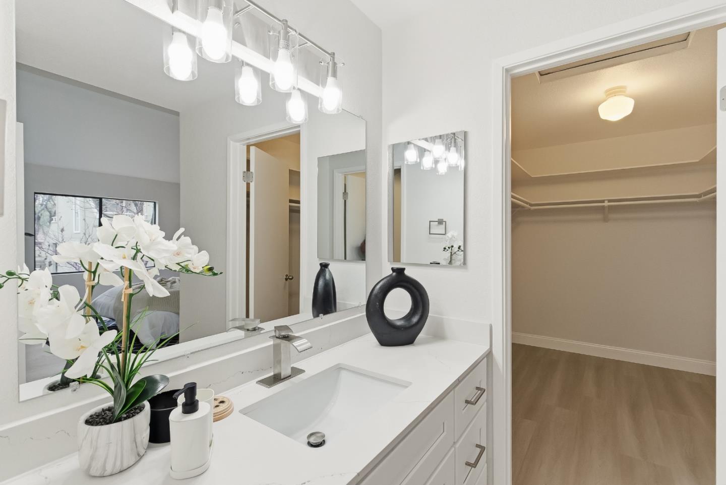 Detail Gallery Image 34 of 46 For 1690 Braddock Ct, San Jose,  CA 95125 - 2 Beds | 2 Baths