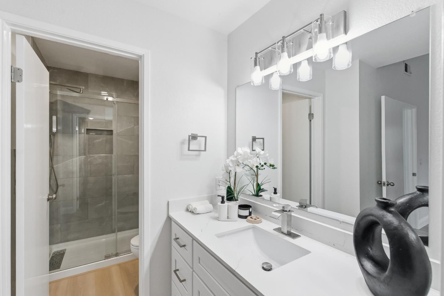 Detail Gallery Image 38 of 46 For 1690 Braddock Ct, San Jose,  CA 95125 - 2 Beds | 2 Baths