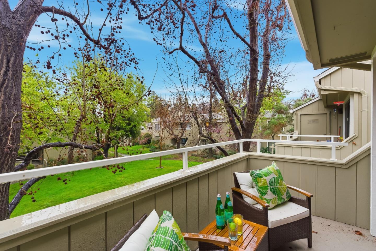 Detail Gallery Image 9 of 46 For 1690 Braddock Ct, San Jose,  CA 95125 - 2 Beds | 2 Baths