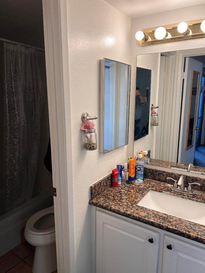 Detail Gallery Image 13 of 24 For 500 Glenwood Cir #322,  Monterey,  CA 93940 - 1 Beds | 1 Baths