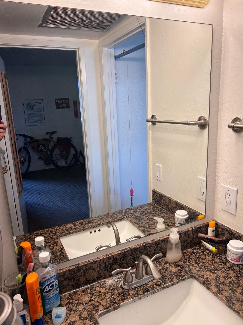 Detail Gallery Image 14 of 24 For 500 Glenwood Cir #322,  Monterey,  CA 93940 - 1 Beds | 1 Baths