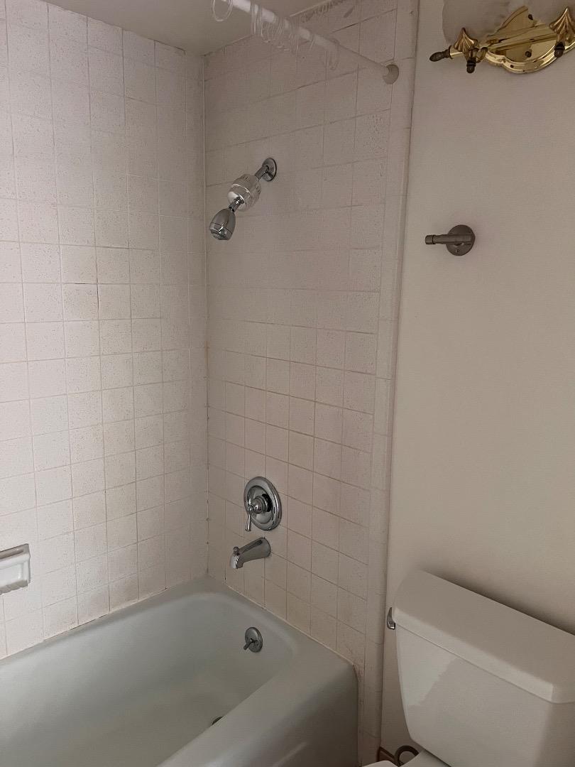 Detail Gallery Image 30 of 32 For 500 Glenwood Cir #322,  Monterey,  CA 93940 - 1 Beds | 1 Baths