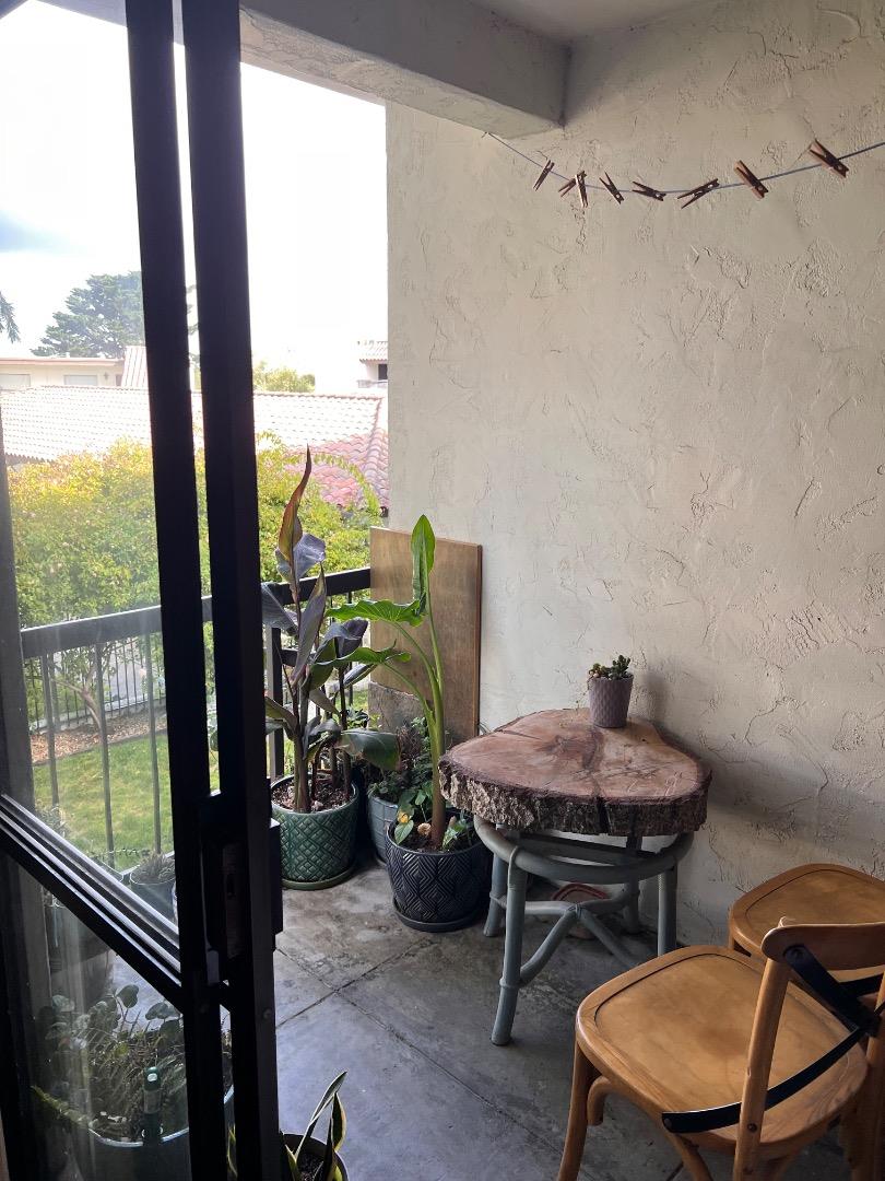 Detail Gallery Image 7 of 24 For 500 Glenwood Cir #322,  Monterey,  CA 93940 - 1 Beds | 1 Baths