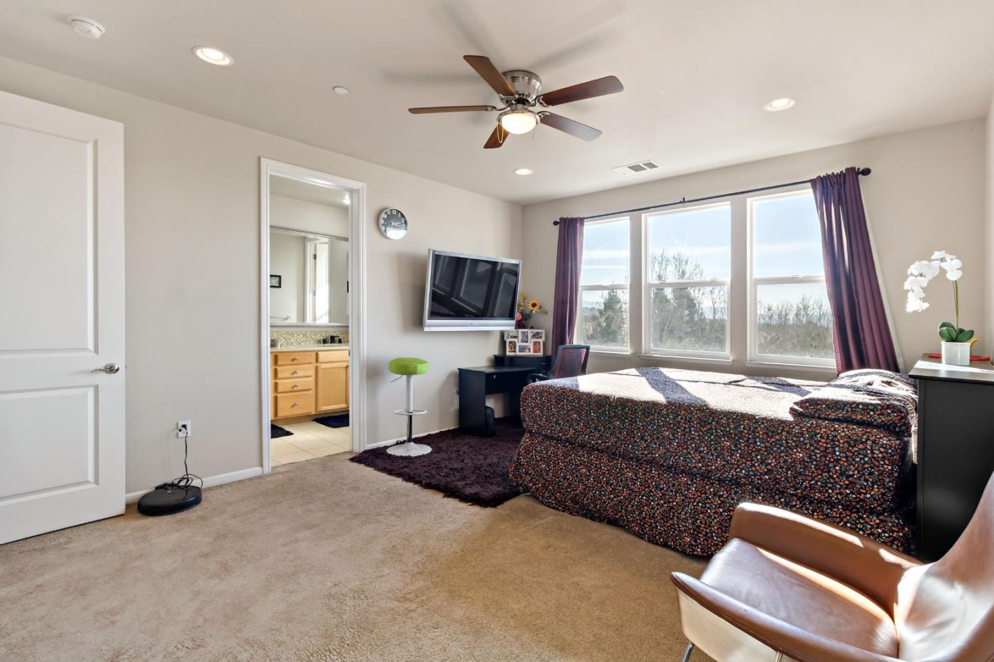 Detail Gallery Image 18 of 39 For 3035 Ruby Ave, San Jose,  CA 95135 - 3 Beds | 2/1 Baths