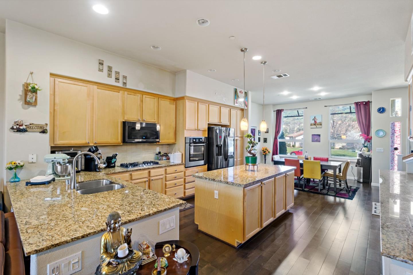 Detail Gallery Image 3 of 39 For 3035 Ruby Ave, San Jose,  CA 95135 - 3 Beds | 2/1 Baths