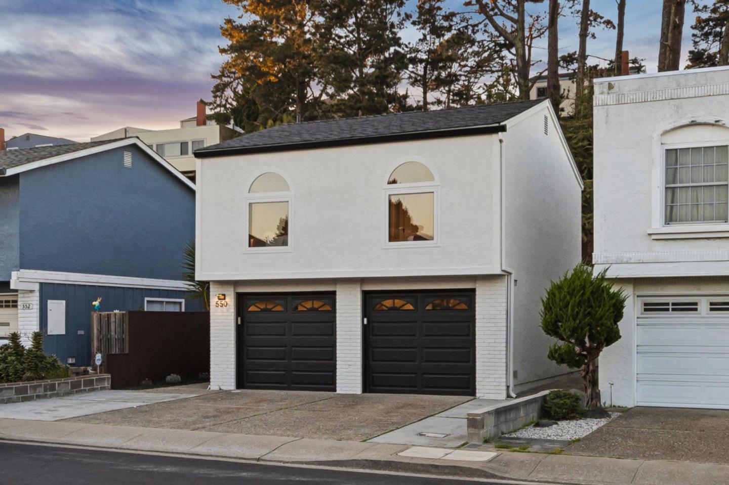 Detail Gallery Image 2 of 104 For 550 Verducci Dr, Daly City,  CA 94015 - 3 Beds | 1/1 Baths