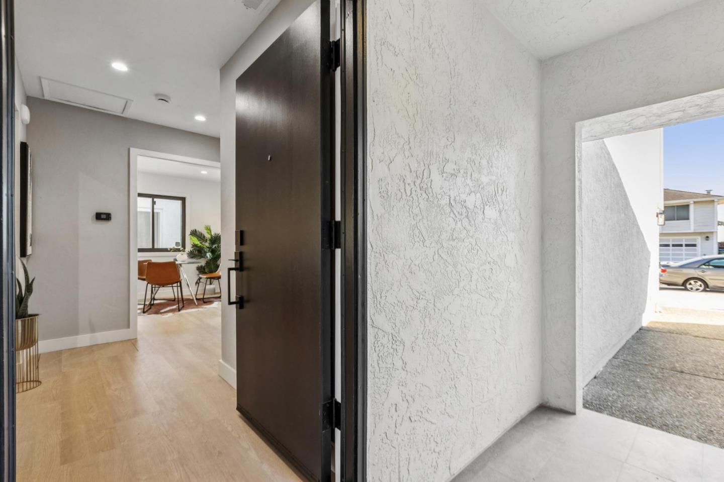 Detail Gallery Image 26 of 104 For 550 Verducci Dr, Daly City,  CA 94015 - 3 Beds | 1/1 Baths