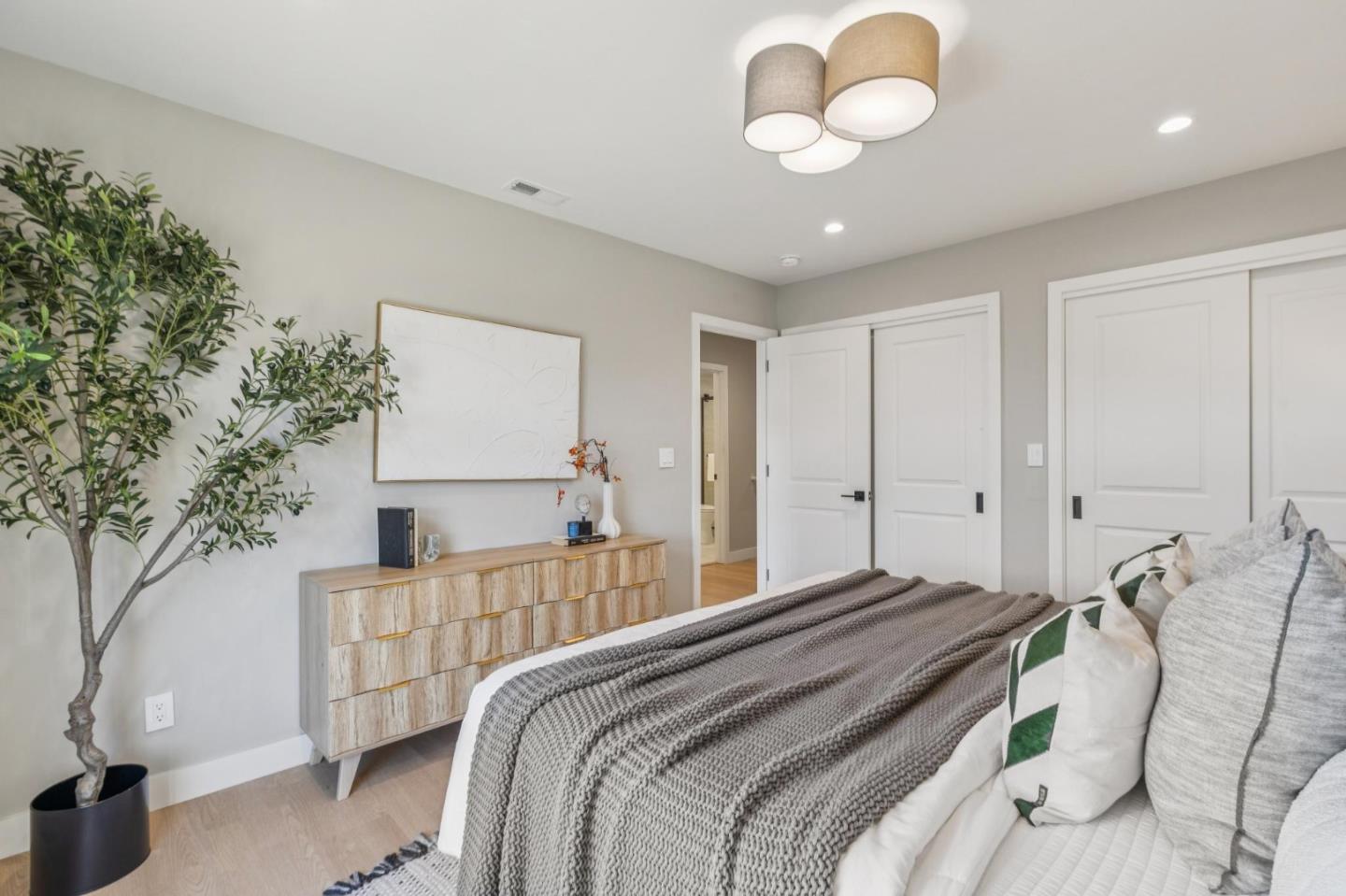 Detail Gallery Image 63 of 104 For 550 Verducci Dr, Daly City,  CA 94015 - 3 Beds | 1/1 Baths